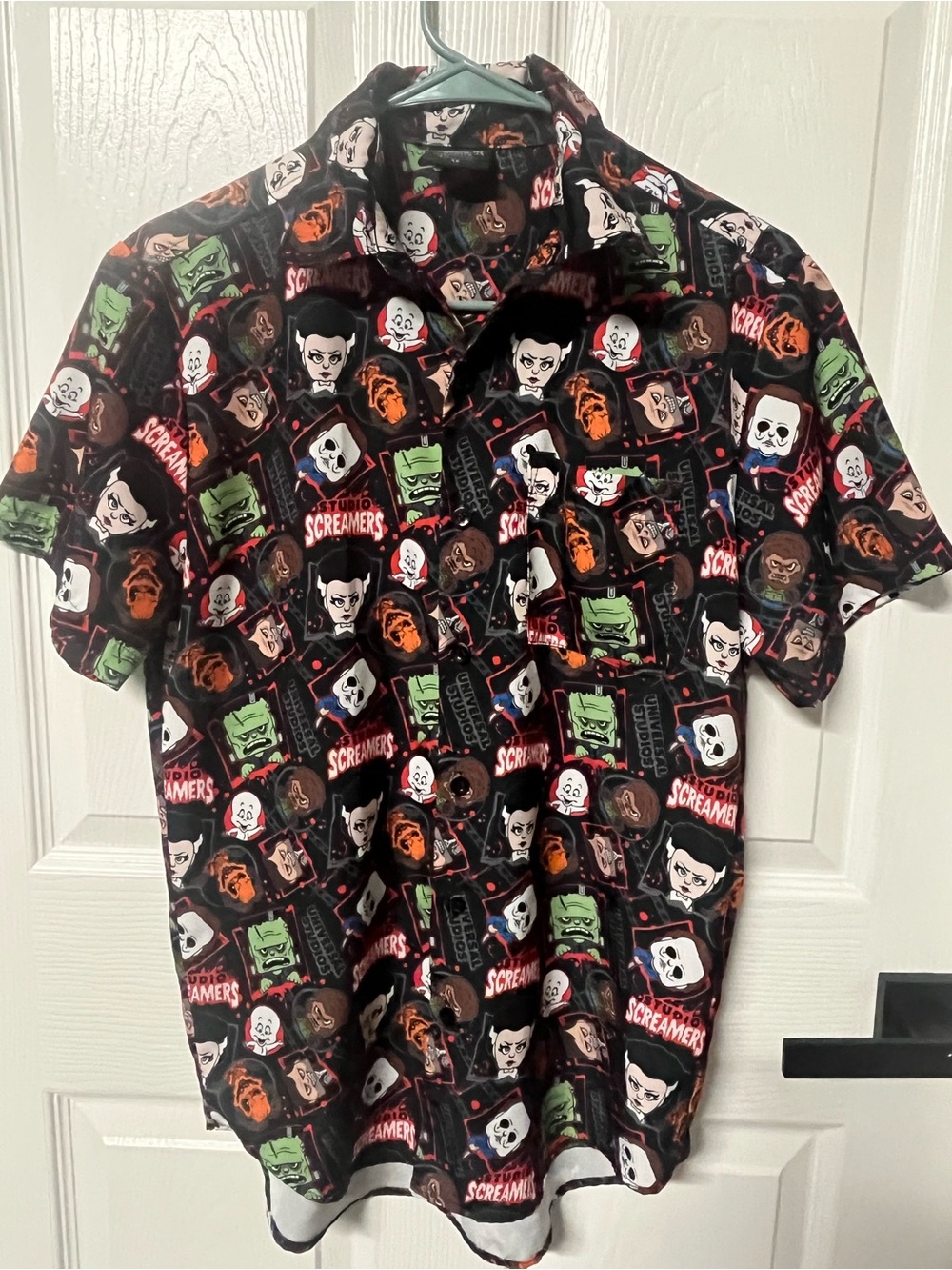 2022 Halloween Horror Nights HHN Universal Studios Screamers Camp Shirt Size XS